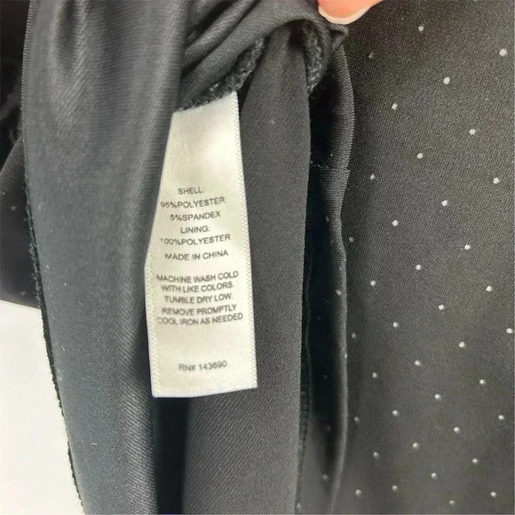 Larry Levine Women's M Black Polka Dot Blouse Flowy Keyhole Gathered Sides - Picture 11 of 14